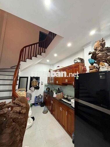 Hạ sốc ! Nhà mới đẹp Nhân Hoà-Oto đỗ cửa-View hồ-40m*5T;MT4m;5N