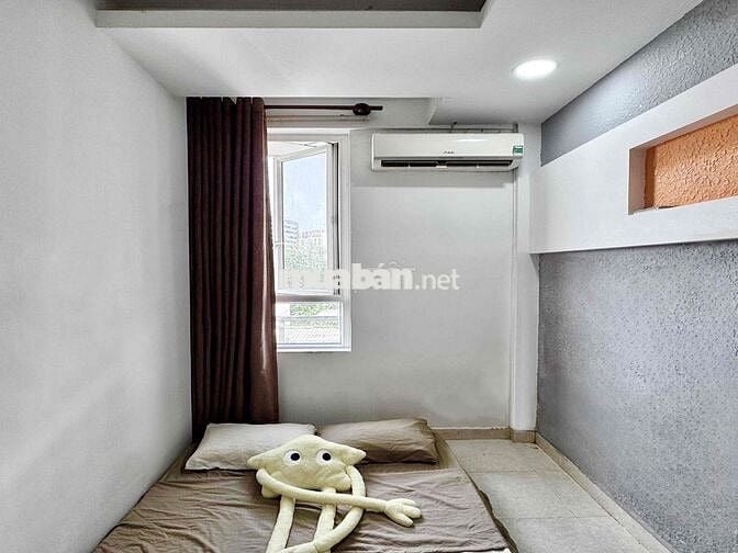 Chính chủ nhà full nội thất 2PN tách bếp ban công lớn ngay Sân Bay TSN