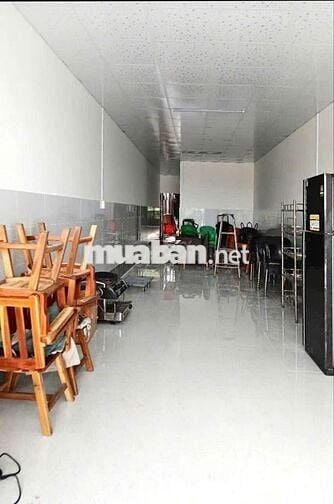 Nhà mặt tiền đường tránh QL50 137m2 giá 4.5 tỷ sổ riêng tiện ở và KD