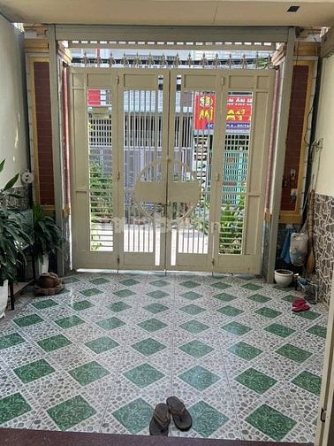 Bán nhà mặt tiền An Dương Vương, Bình Tân, 3 tầng, lề 10m, giá tốt