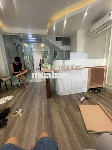 Cho Thuê Nhà Đường Hoa Lan, Phú Nhuận (7PN, 8WC, Có Hầm Xe - Nhà Đẹp)