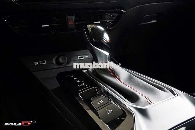 🚗 MG5 Luxury màu VÀNG – Chỉ 1 chiếc