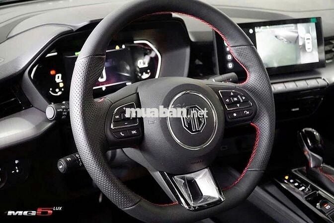 🚗 MG5 Luxury màu VÀNG – Chỉ 1 chiếc