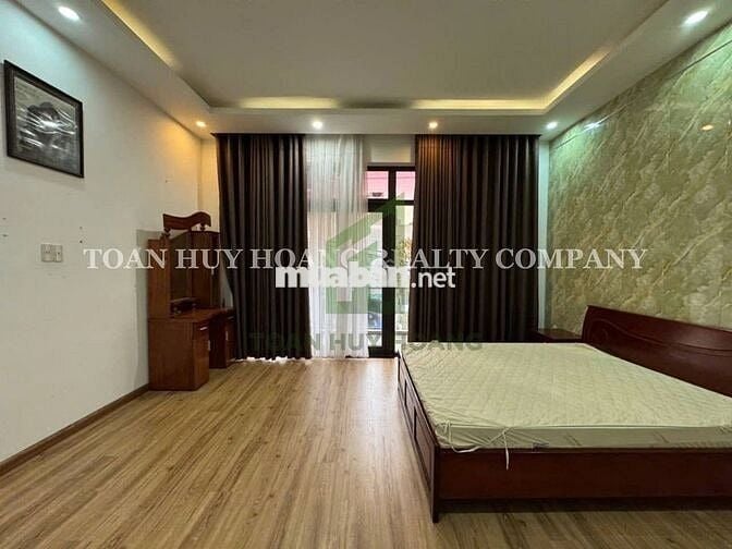 NHÀ ĐẸP KHU PHẠM VĂN ĐỒNG – 100M2 – 3 TẦNG – 3 PHÒNG NGỦ KHÉP KÍN