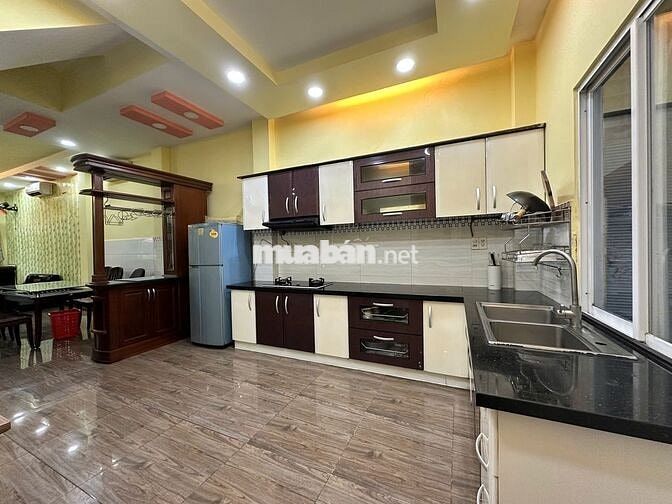 Cho thuê căn biệt thự liền kế vườn 150m2 tại The Oasis KDC Việt Sing