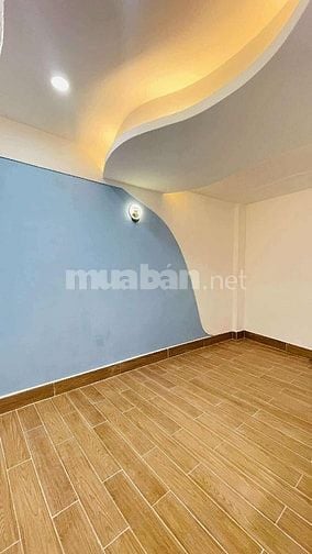 Nhà bán Lê Văn Thọ.Hẻm xe hơi vào tận cửa.