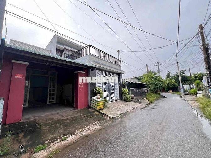 Bán Nhà Mặt Tiền Kinh Doanh 1 / DT825 Đức Hoà Hạ Long an