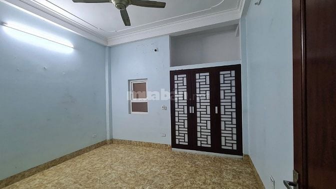 Cho thuê nhà khu dịch Vụ Vạn Phúc, 65 m2  x 3.5 Tầng, đường oto tránh