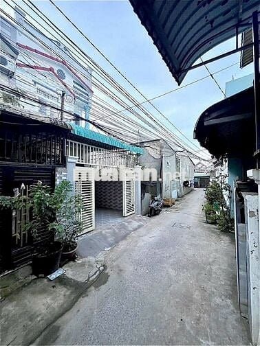 Căn nhà cần bán gấp, vị trí siêu đẹp, giá mềmTrung Chánh,Hóc Môn950tr