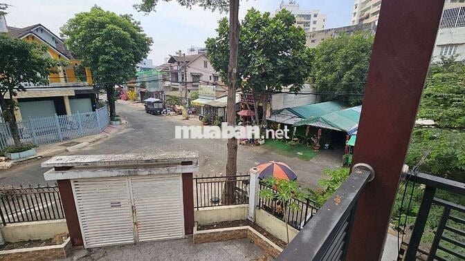 Cho thuê Biệt Thự ngay chợ Bà hôm , Tân tạo, giáp Tên Lửa 12x22. 18 Tr