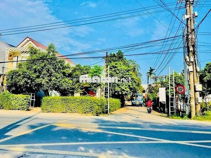 Chính chủ cần bán 2 lô mặt tiền 260m2 780triệu/lô  đang lên đường nhựA