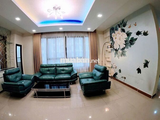 CHO THUÊ CĂN HỘ 3 PN  - DIỆN TÍCH LỚN  160m2-  ERA TOWN