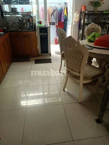 Bán nhà đối diện công viên KDC Nam Hùng Vương Bình Tân – hầm 2 lầu ST 