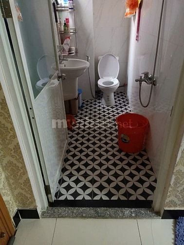 Bán nhà đối diện công viên KDC Nam Hùng Vương Bình Tân – hầm 2 lầu ST 