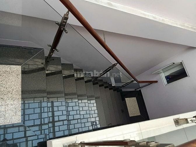 Bán nhà đối diện công viên KDC Nam Hùng Vương Bình Tân – hầm 2 lầu ST 