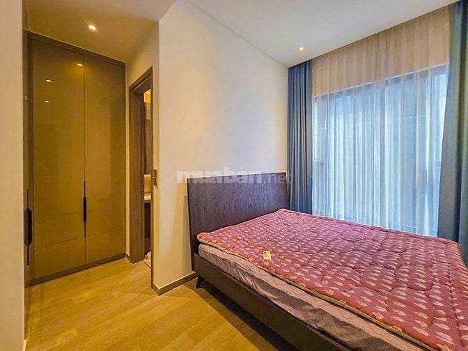 Bán Căn hộ tại The Marq Quận 1 tầng trung gồm 4 phòng ngủ 145m2