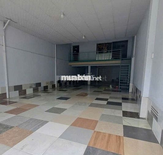 Cho thuê kho xưởng phường Phú Thuận (quận 7), TPHCM DT 680m2