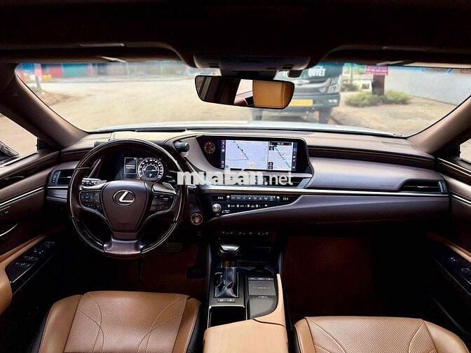 Lexus ES250 Model 2022 Trắng nâu đẹo hết bài