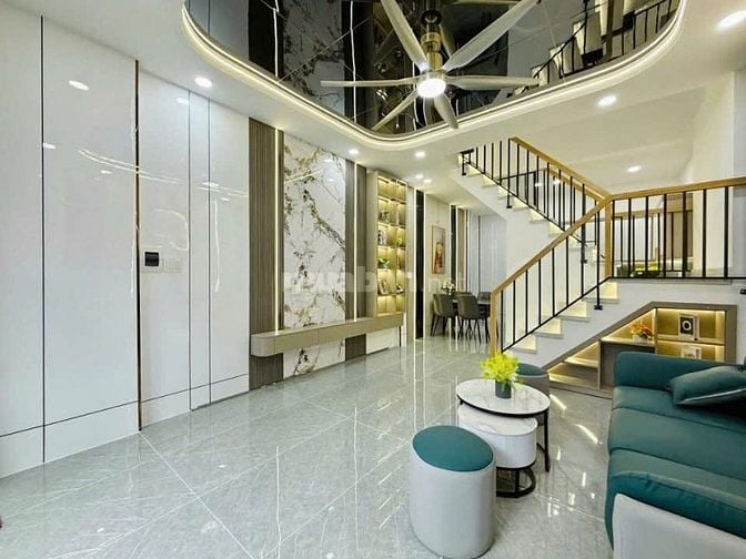 Bán nhà hẻm xe hơi đường Nguyễn Văn Khối, P.9, 4 x 11, giá 4.68 tỷ tl