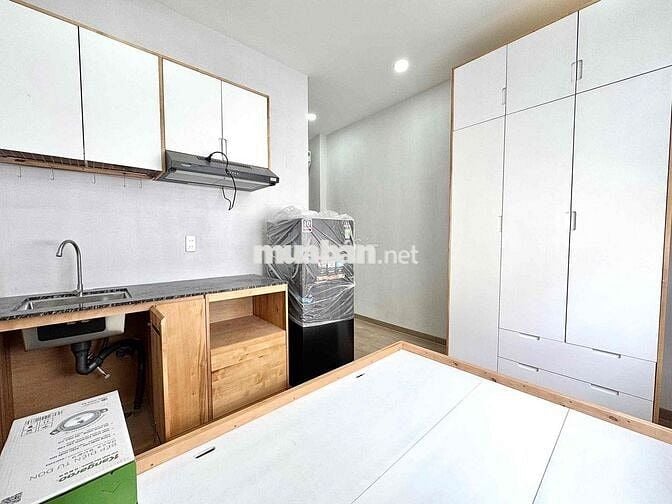 Phòng Studio Cửa Sổ Trời -  Full Nội Thất , Gần Lotte mart Quận 7