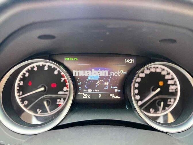 Toyota Camry 2020 2.5Q - 55000 km