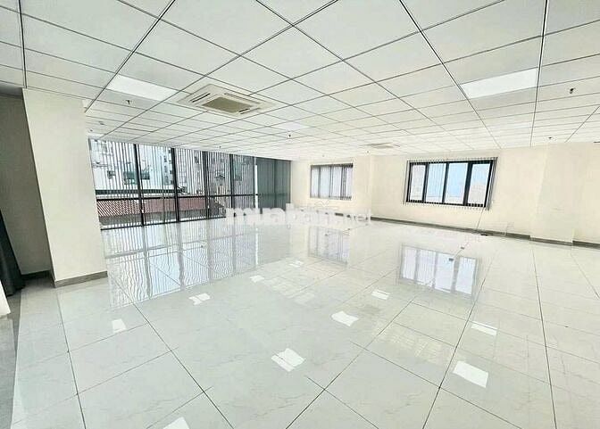 TÒA NHÀ GÓC 2 MT ĐƯỜNG LŨY BÁN BÍCH DT: 12X20M HẦM 5 TẦNG CHO THUÊ
