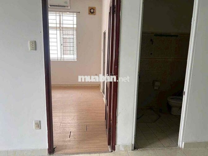 Cần bán chung cư Nhất Lan A-B Ngay BV Quốc Ánh.80m2. 2pn2wc.SHR 2,5 tỷ