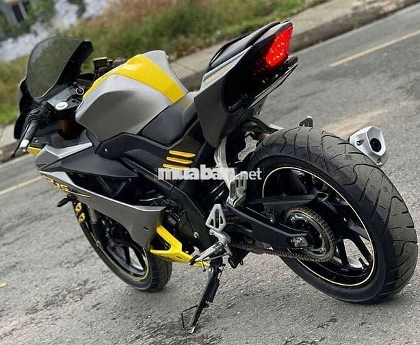 Yamaha R15 V3 Vàng Xám 11000 km