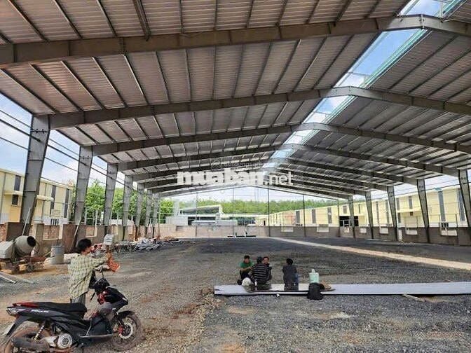 Kho xưởng bãi 1.700 m² kho xây dựng 1.100 m² có PCCC tự động,Điện 3pha