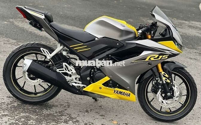 Yamaha R15 V3 Vàng Xám 11000 km