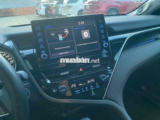 Toyota Camry 2023 2.5HV - 24000 km