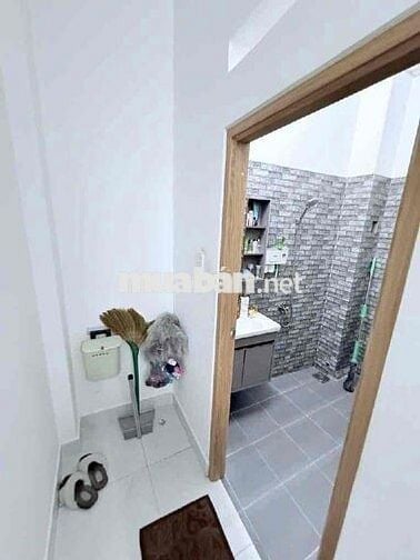 Hot, Bán nhà Tân Hương, Tân Phú, 35m2, 2 tầng mới, hẻm xe hơi, nhỉnh 3