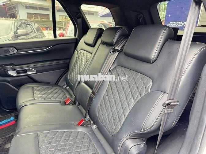 Ford Everest 2024 Platinum - 26000 km