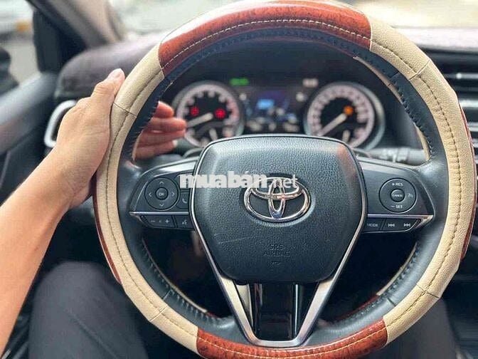 Toyota Camry 2020 2.5Q - 55000 km