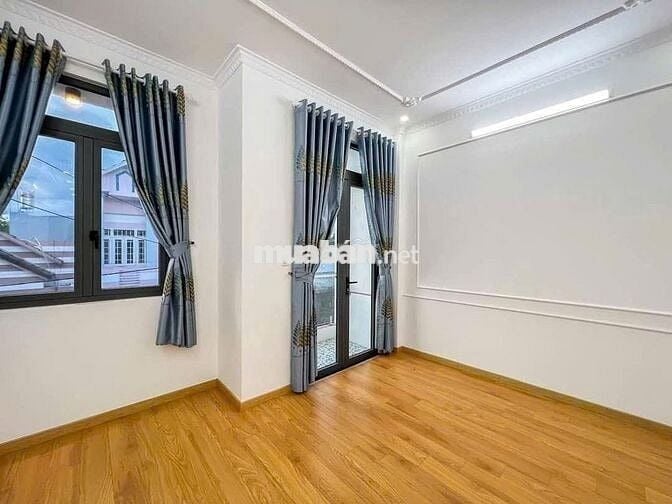 Cho thuê gấp nhà HXH 310/3A Dương Quảng Hàm, Phường 6, Quận Gò Vấp