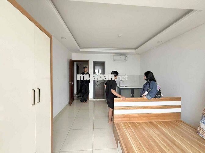 STUDIO BAN CÔNG FULL NỘI THẤT NGAY CẦU TÂN THUẬN , KCX , ĐH UFM Q7
