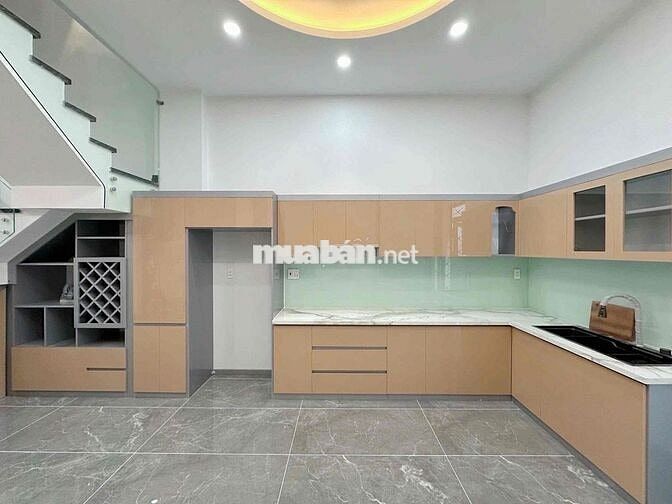 NHÀ BÌNH TÂN (4M x 17M) GIÁP TÊN LỬA, BẾN XE MIỀN TÂY. ĐƯỜNG 6M THÔNG