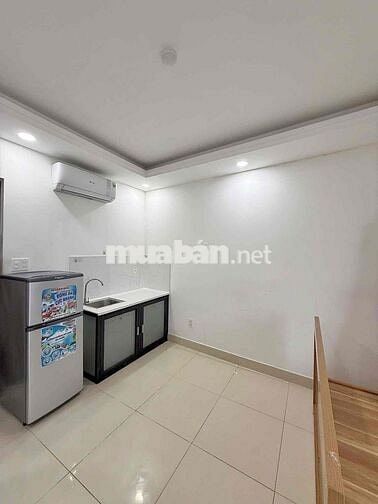 STUDIO BAN CÔNG FULL NỘI THẤT NGAY CẦU TÂN THUẬN , KCX , ĐH UFM Q7