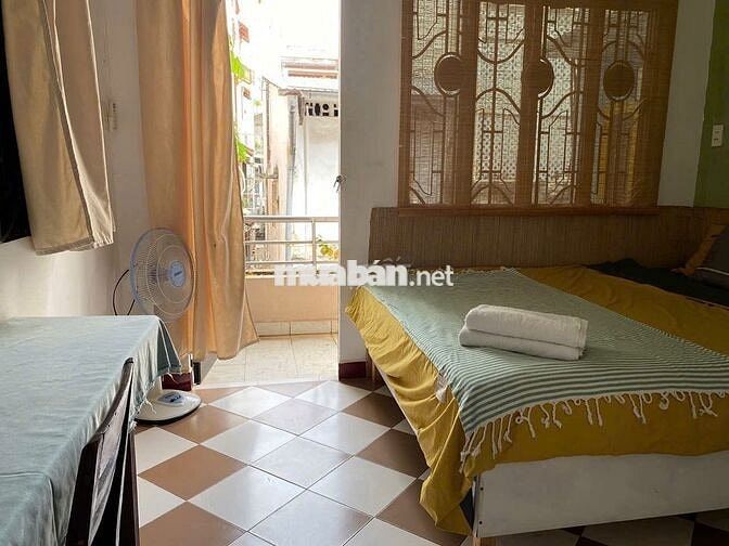 Cho Thuê Nhà Đường Nguyễn Trãi, Quận 1 ( 7PN, 7WC - CHDV - Homestay )