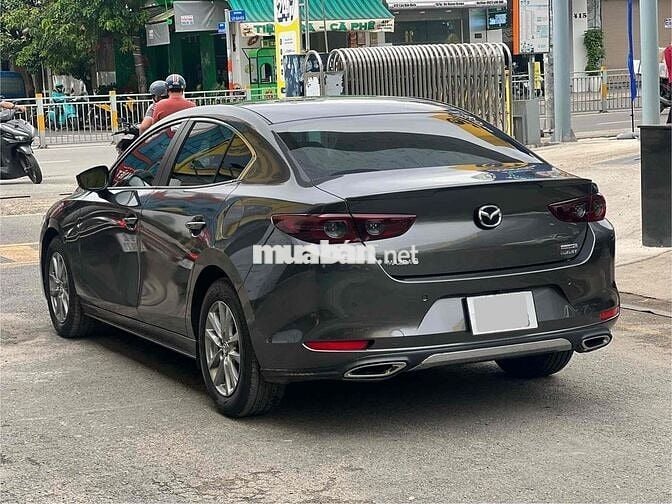 Mazda 3 2025 1.5 Luxury nhiều phụ kiện