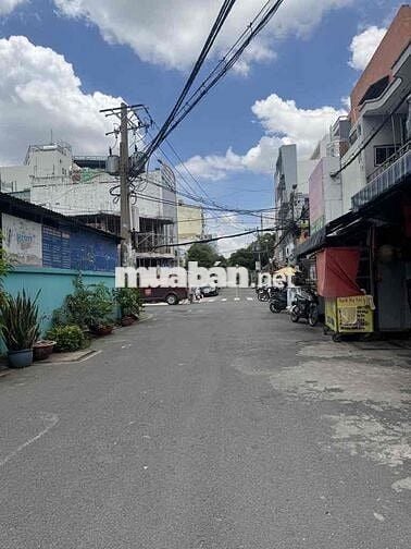 Bán nhà 3 tầng hẻm xe hơi Tân Phú giảm sâu