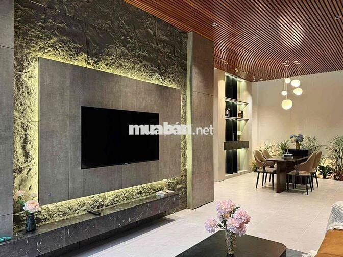 Cần bán nhà kiệt 5m Điện Biên Phủ