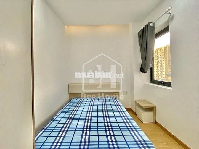 Căn Hộ 2 Phòng Ngủ Full Nội Thất Cao Cấp Ban Công Thoáng Ngay VLU CS3