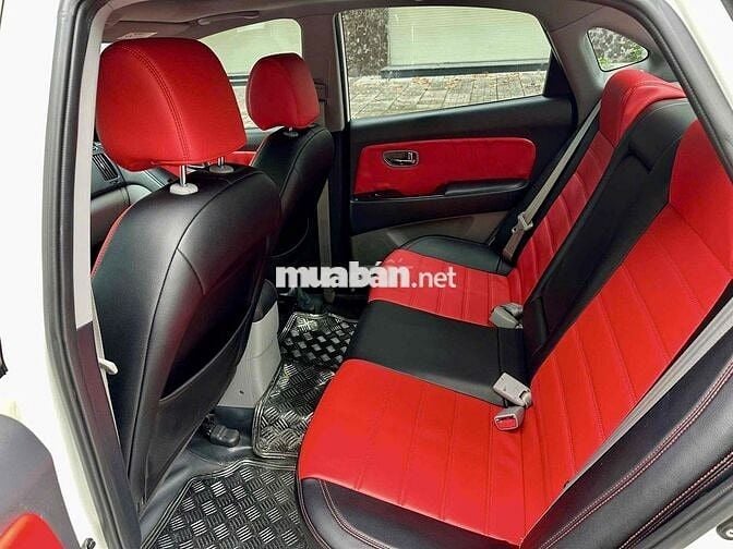 Hyundai Avante 2012 1.6 AT - 70000 km