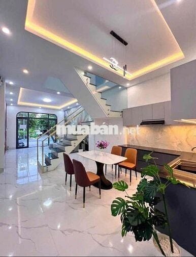 Bán gấp nhà 1 trệt 1 lầu giá 1tỷ5 ngay KCN Nam Tân Uyên 140m2