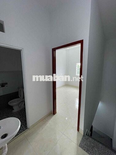 Nhà Hóc Môn 4m-8m bán 320tr gần chợ Nhị Xuân