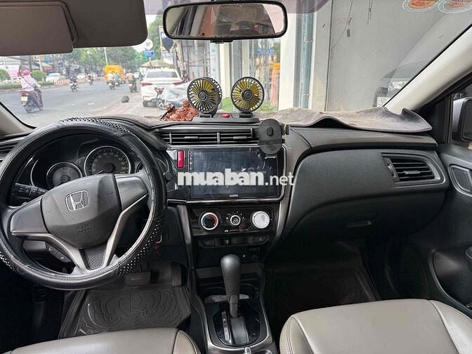 Honda City 2015 1.5 CVT - 80000 km