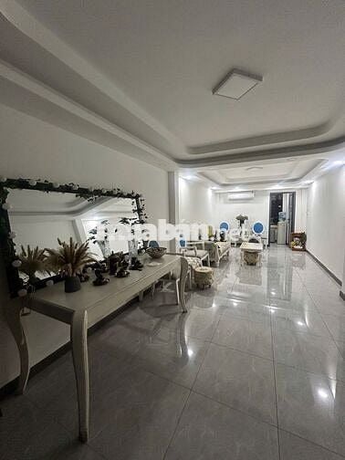 MẶT BẰNG XINH TẦNG TRỆT -  QUẬN 1 30M2