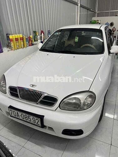 Daewoo Nubira 2001 1.6 MT