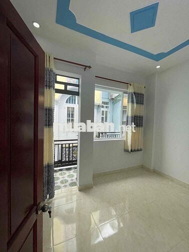 Nhà Hóc Môn 4m-8m bán 320tr gần chợ Nhị Xuân